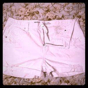 Women’s white denim shorts